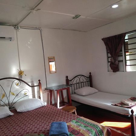 Nazri Nipah Camp Pangkor Hotel Kampung Teluk Nipah Quarto foto