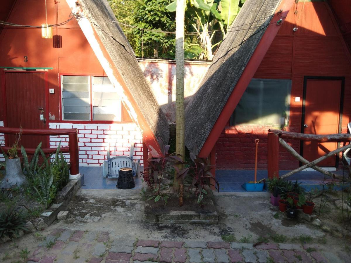 Nazri Nipah Camp Pangkor Hotel Kampung Teluk Nipah Exterior foto