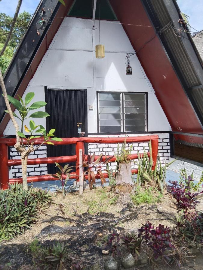 Nazri Nipah Camp Pangkor Hotel Kampung Teluk Nipah Exterior foto